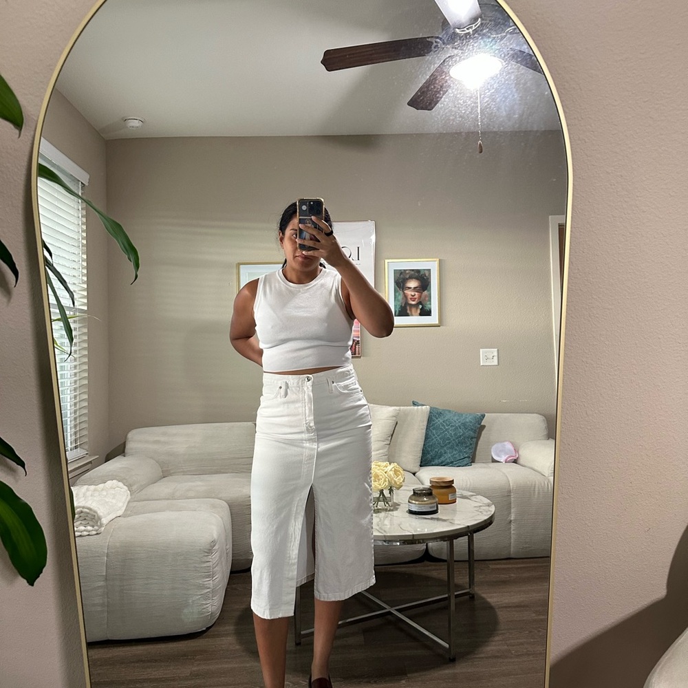 Zara Classic White Knit Top